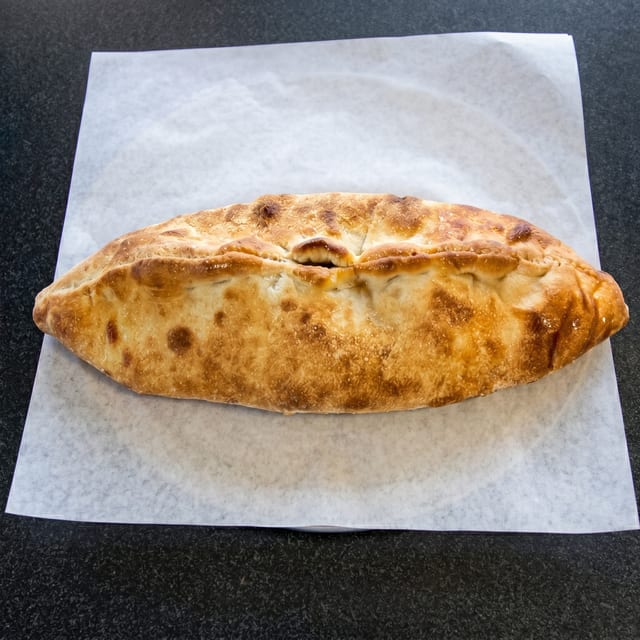 Calzone (Choice of Ingredients).